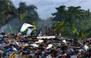 Badagry Expy, Lagos, Nigeria by Ayotunde Oguntoyinbo